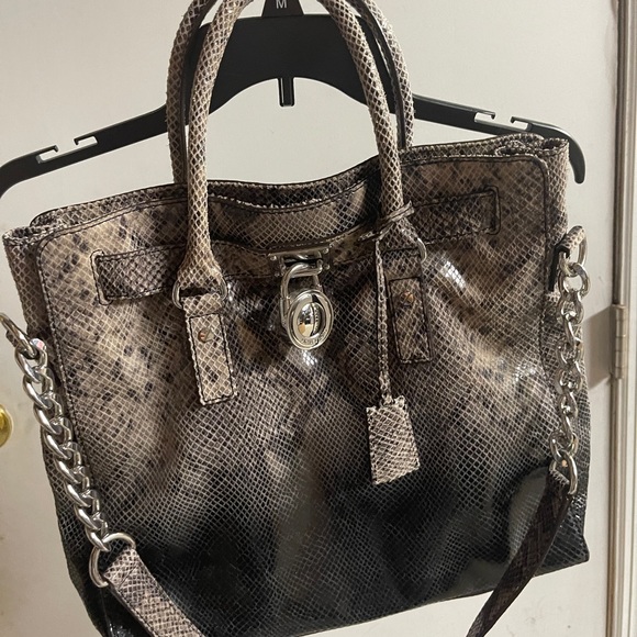 Handbags - Michael kors bag